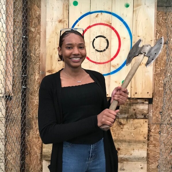 Loubna-axe-throwing-london